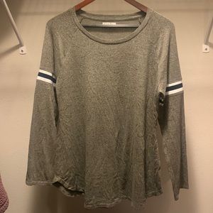 Large long sleeve top from the brand Maurices
